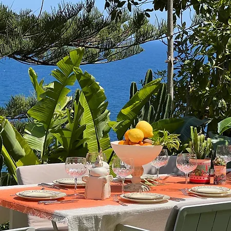 Luxury With Pool & Sea View-10 Minutes From Monaco Apartment