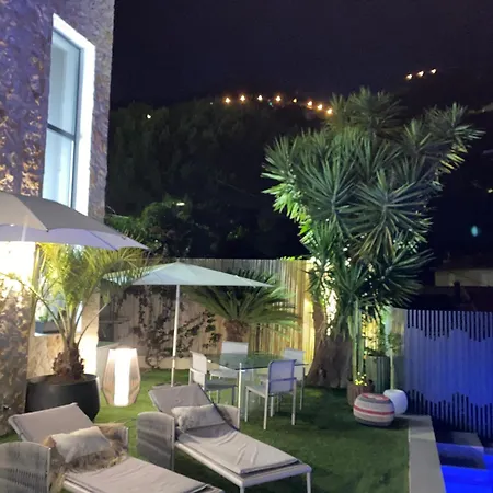 Luxury With Pool & Sea View-10 Minutes From Monaco *