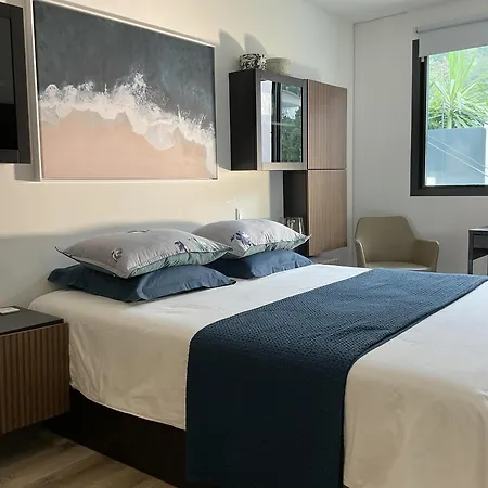 Luxury With Pool & Sea View-10 Minutes From Monaco Apartment